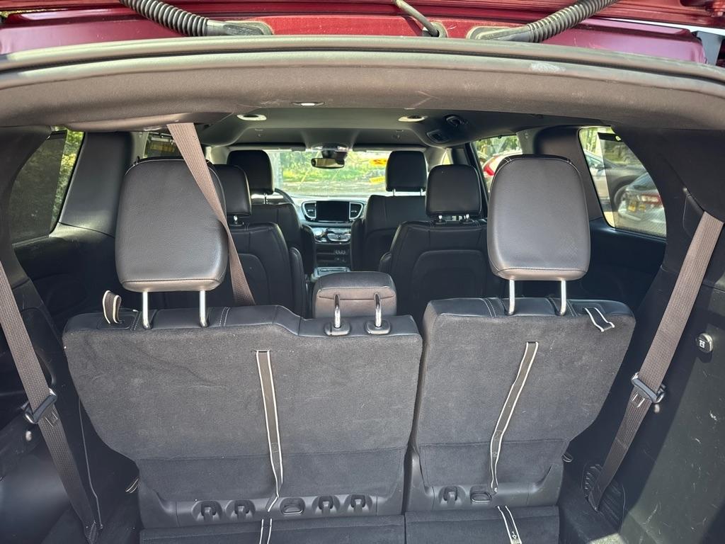 Chrysler Pacifica Touring L FWD 2022