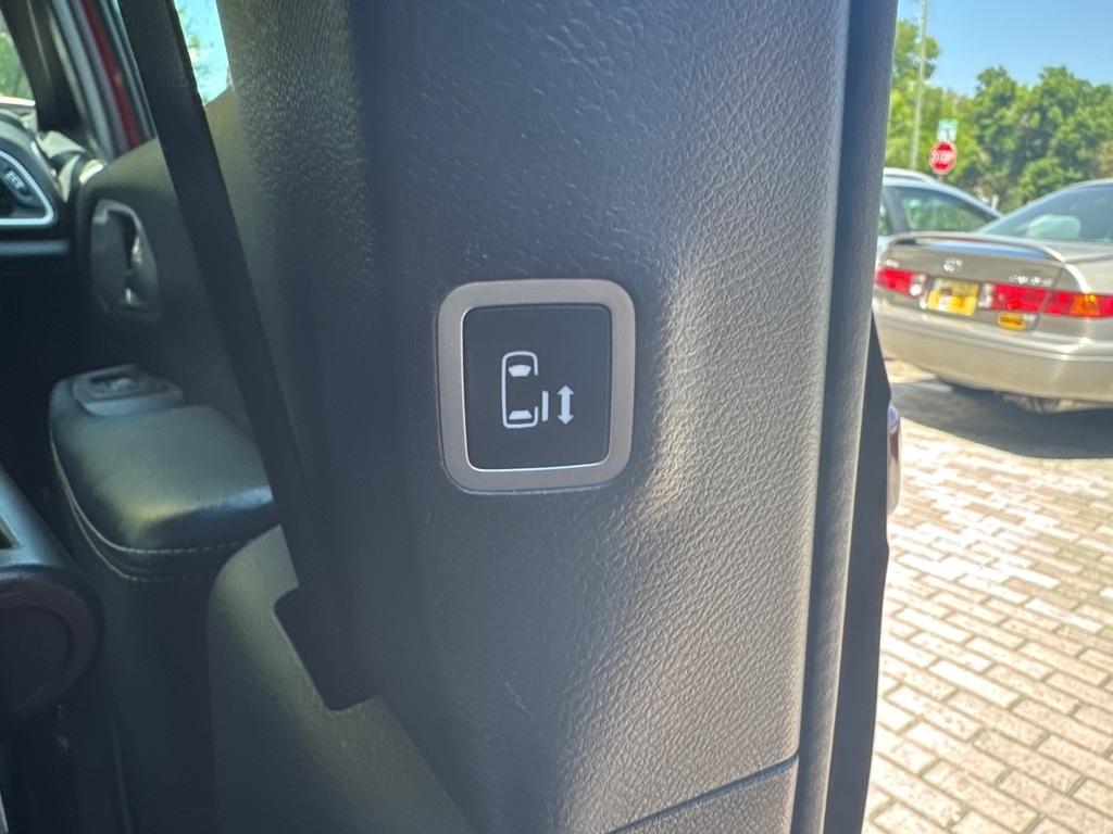 Chrysler Pacifica Touring L FWD 2022