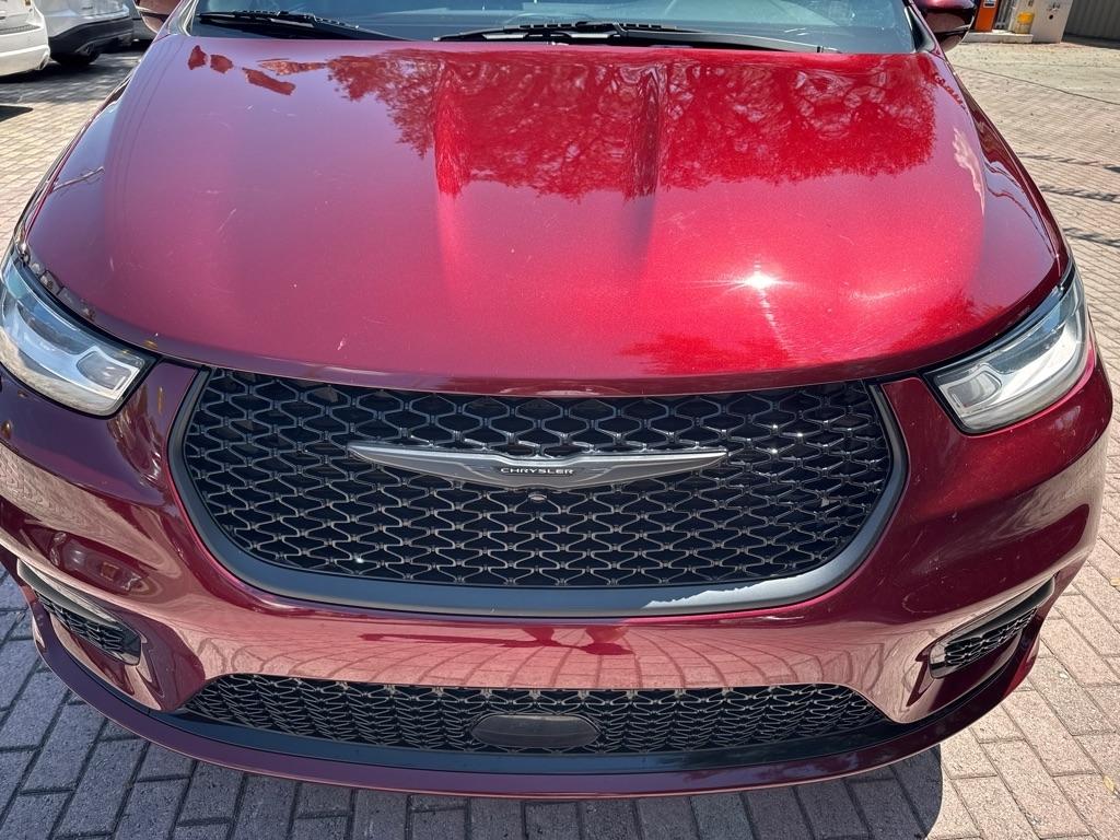 Chrysler Pacifica Touring L FWD 2022