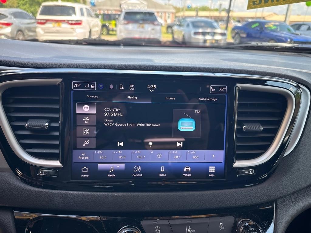 Chrysler Pacifica Touring L FWD 2022