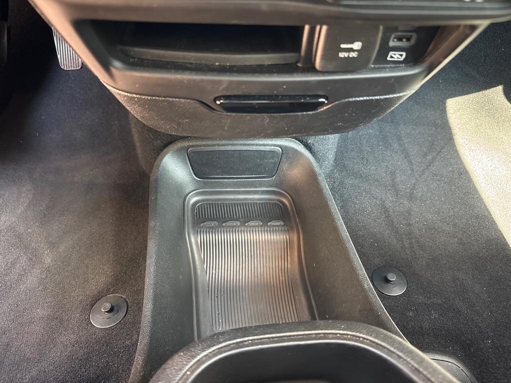 Chrysler Pacifica Touring L FWD 2022