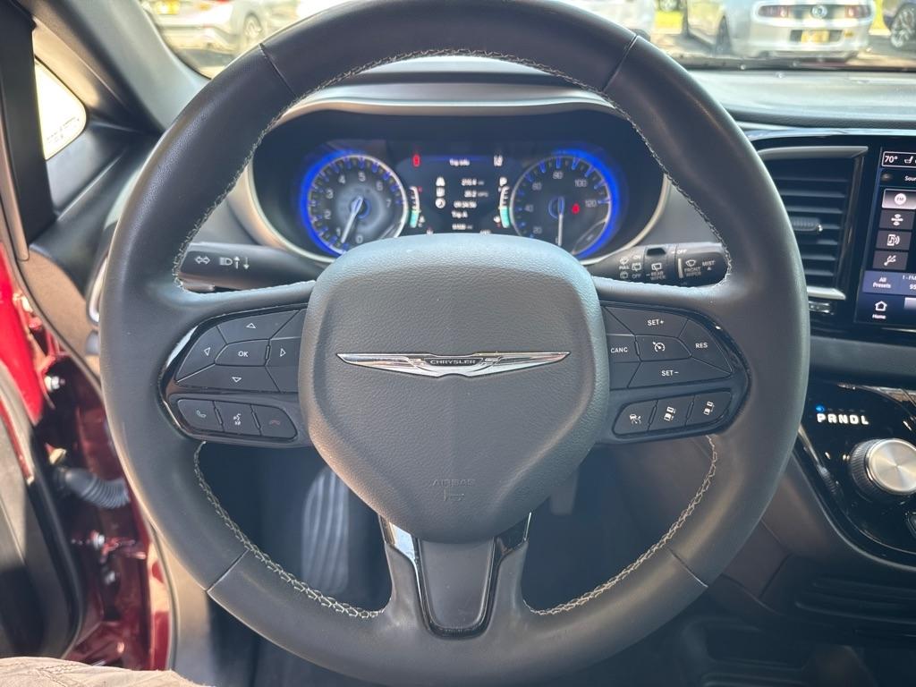 Chrysler Pacifica Touring L FWD 2022