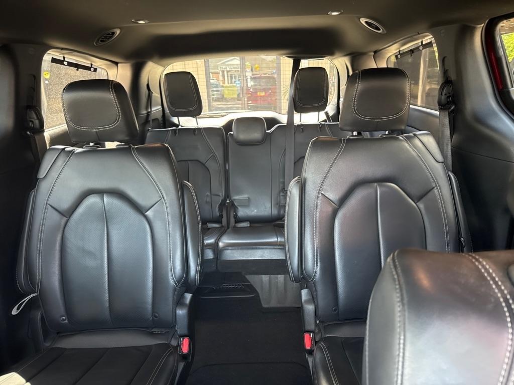 Chrysler Pacifica Touring L FWD 2022