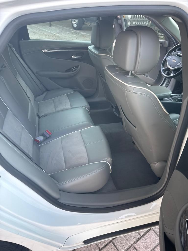 Chevrolet Impala 4dr Sdn LT w/1LT 2014