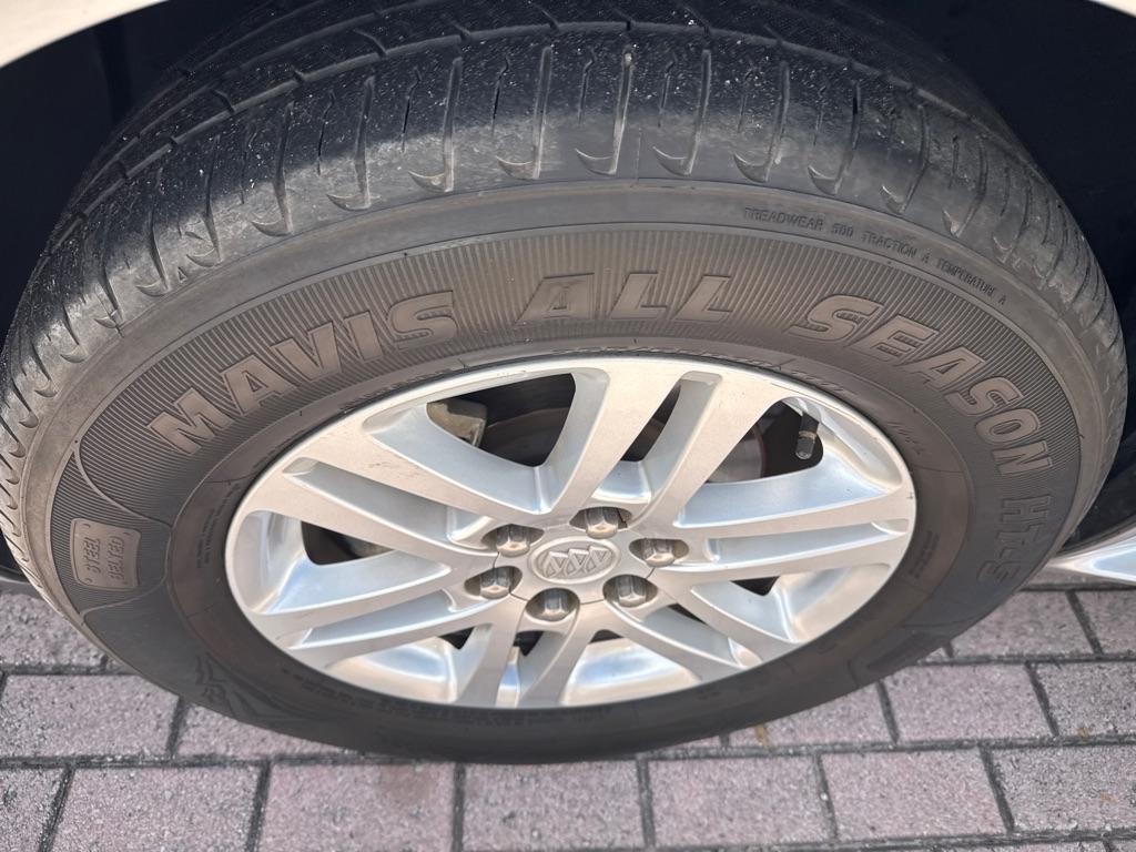 Buick Enclave FWD 4dr Convenience 2014