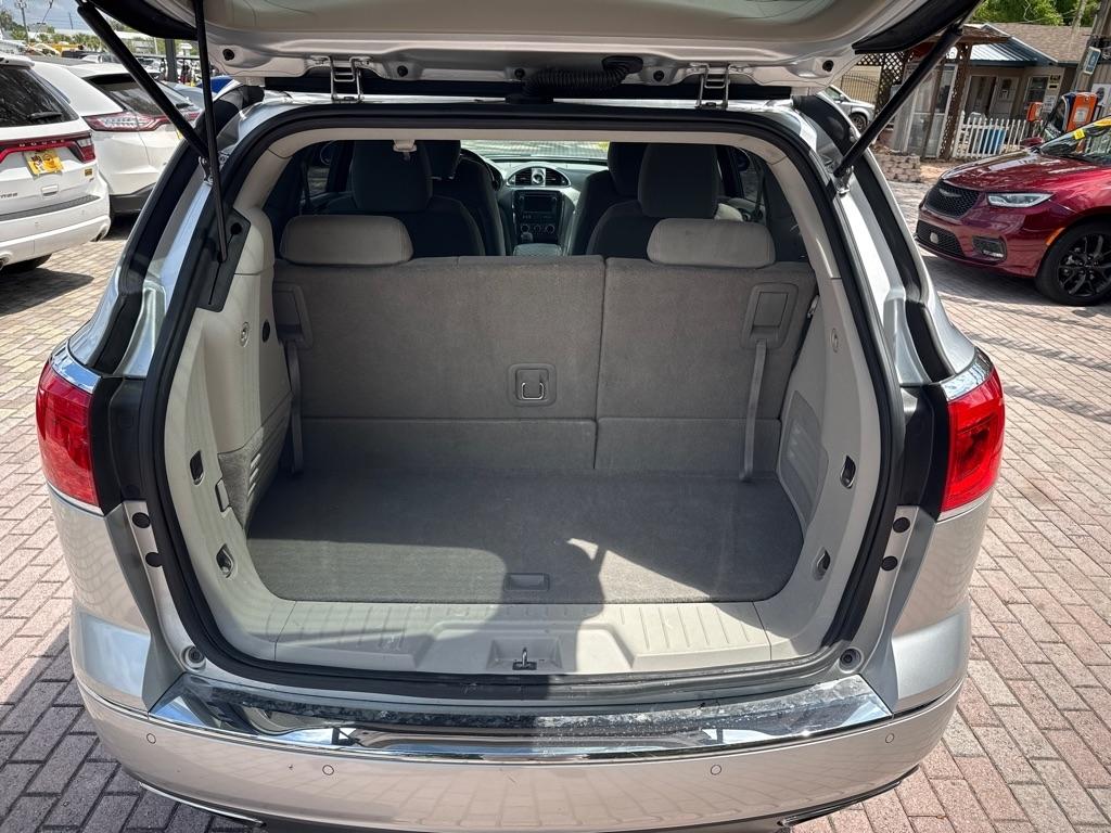 Buick Enclave FWD 4dr Convenience 2014