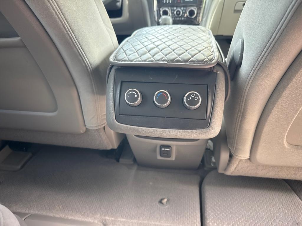 Buick Enclave FWD 4dr Convenience 2014