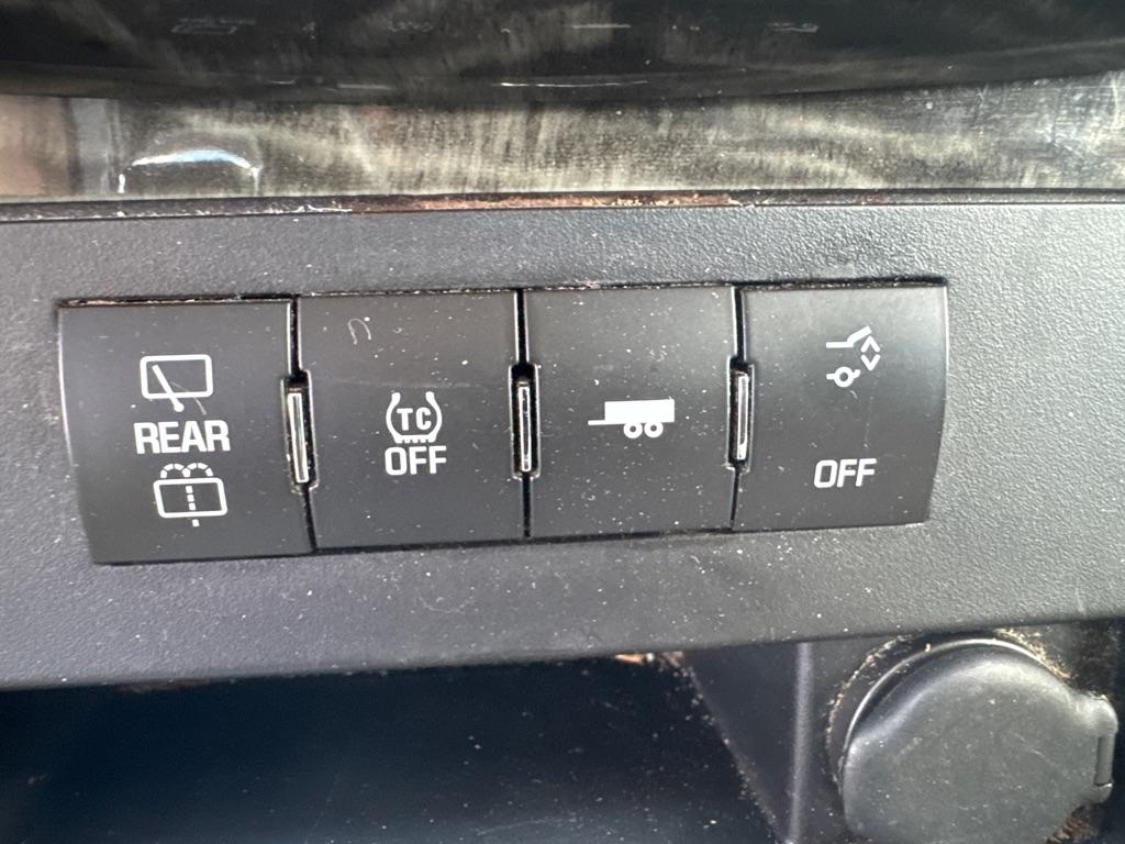 Buick Enclave FWD 4dr Convenience 2014