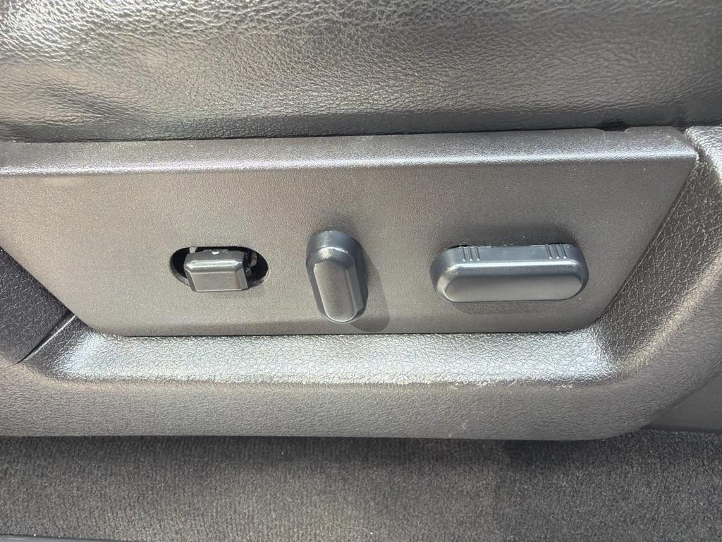 Ford F-150 2WD SuperCrew 145" King Ranch 2013