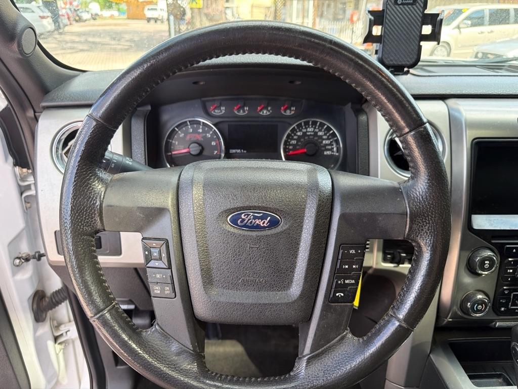 Ford F-150 2WD SuperCrew 145" King Ranch 2013