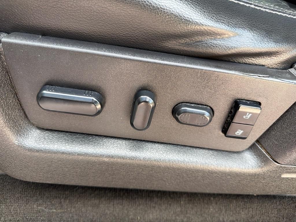 Ford F-150 2WD SuperCrew 145" King Ranch 2013