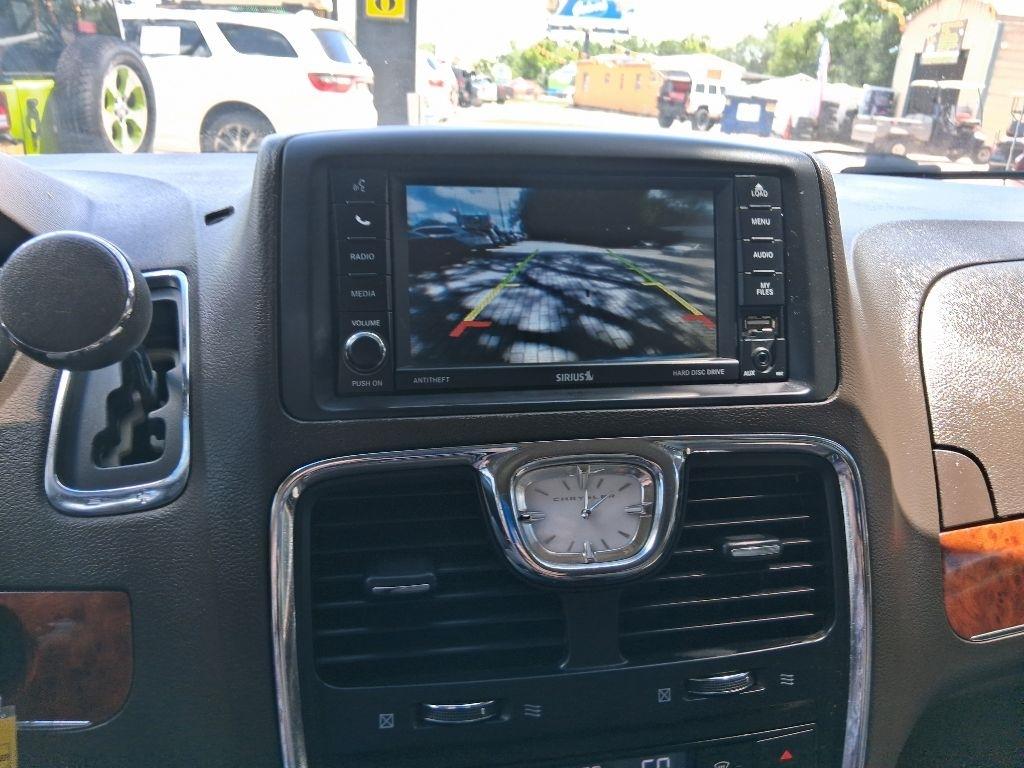 Chrysler Town & Country 4dr Wgn Touring 2015