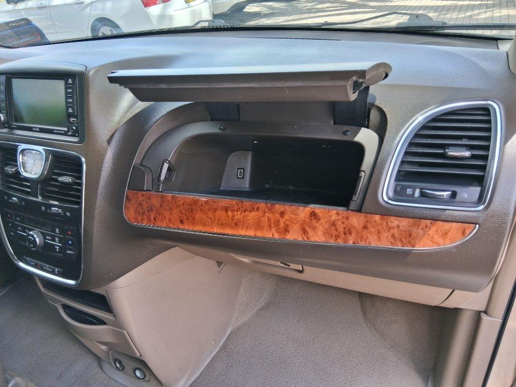 Chrysler Town & Country 4dr Wgn Touring 2015