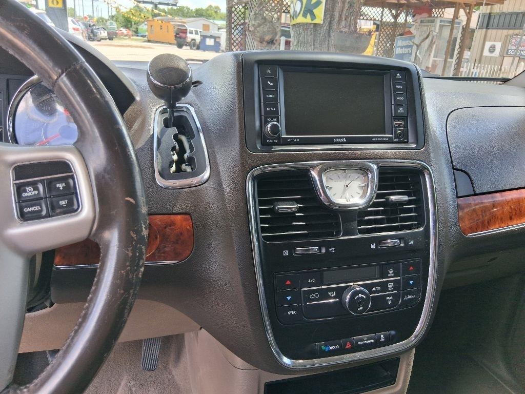 Chrysler Town & Country 4dr Wgn Touring 2015