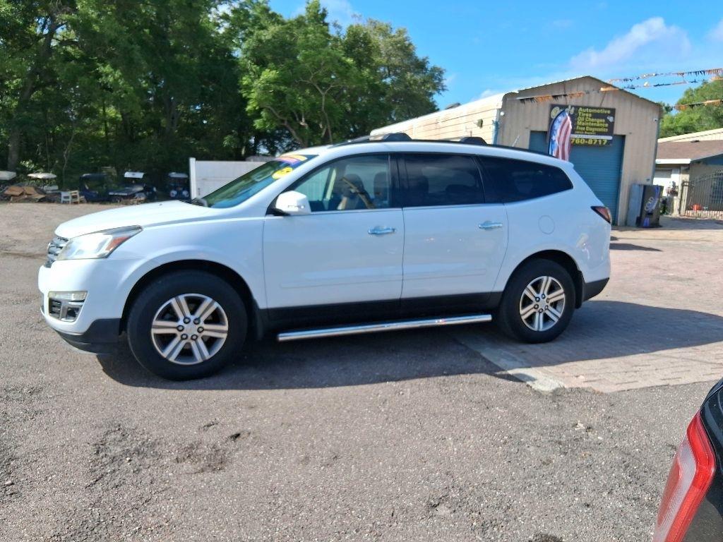Chevrolet Traverse FWD 4dr LT w/2LT 2017