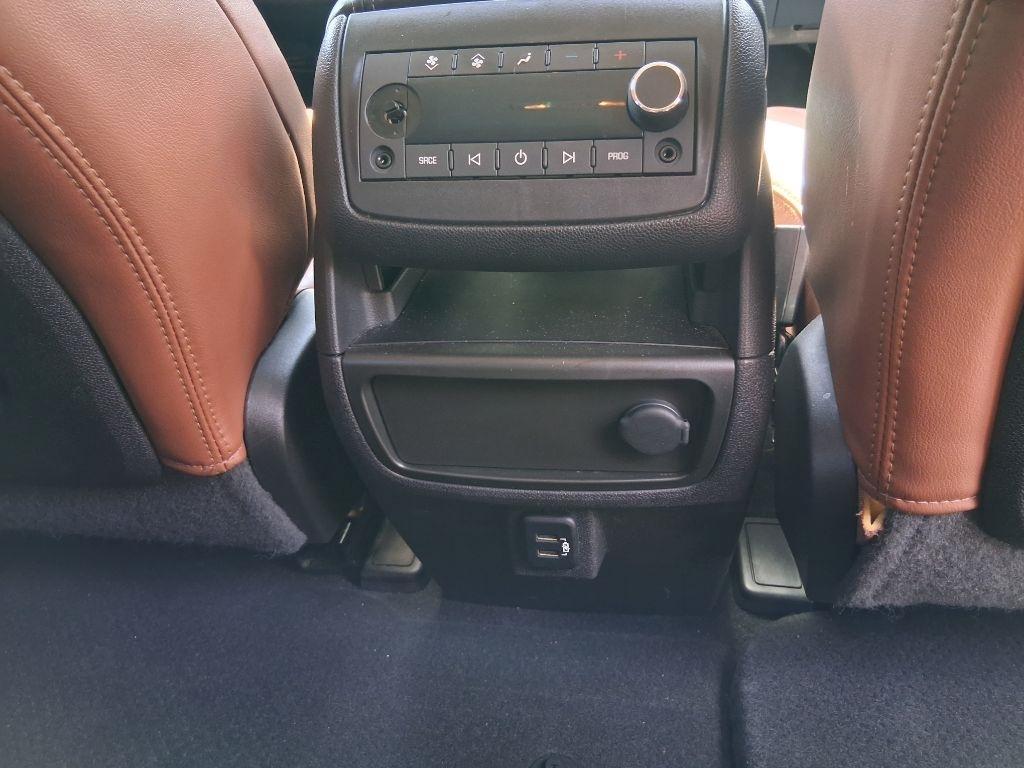 Chevrolet Traverse FWD 4dr LT w/2LT 2017