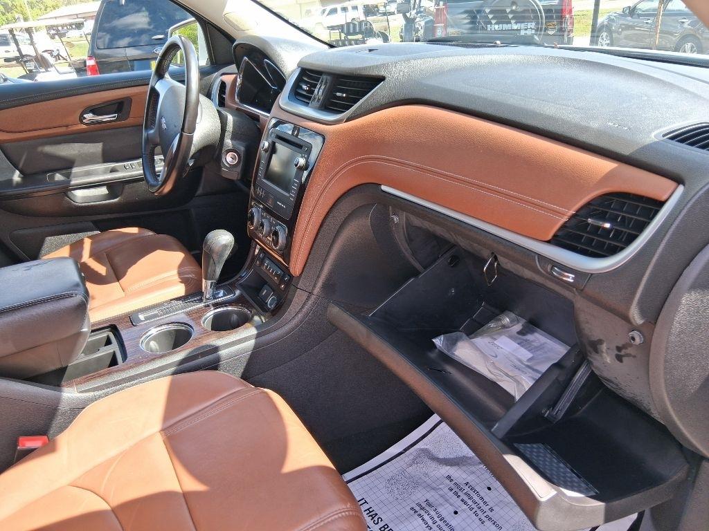 Chevrolet Traverse FWD 4dr LT w/2LT 2017