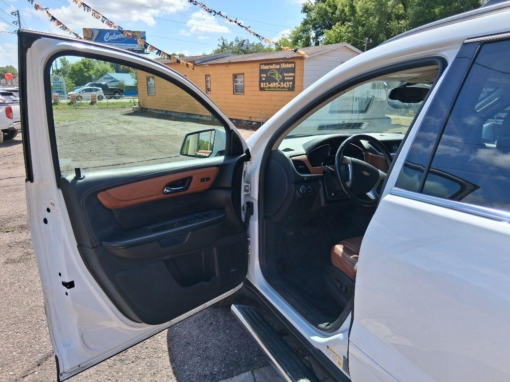 Chevrolet Traverse FWD 4dr LT w/2LT 2017