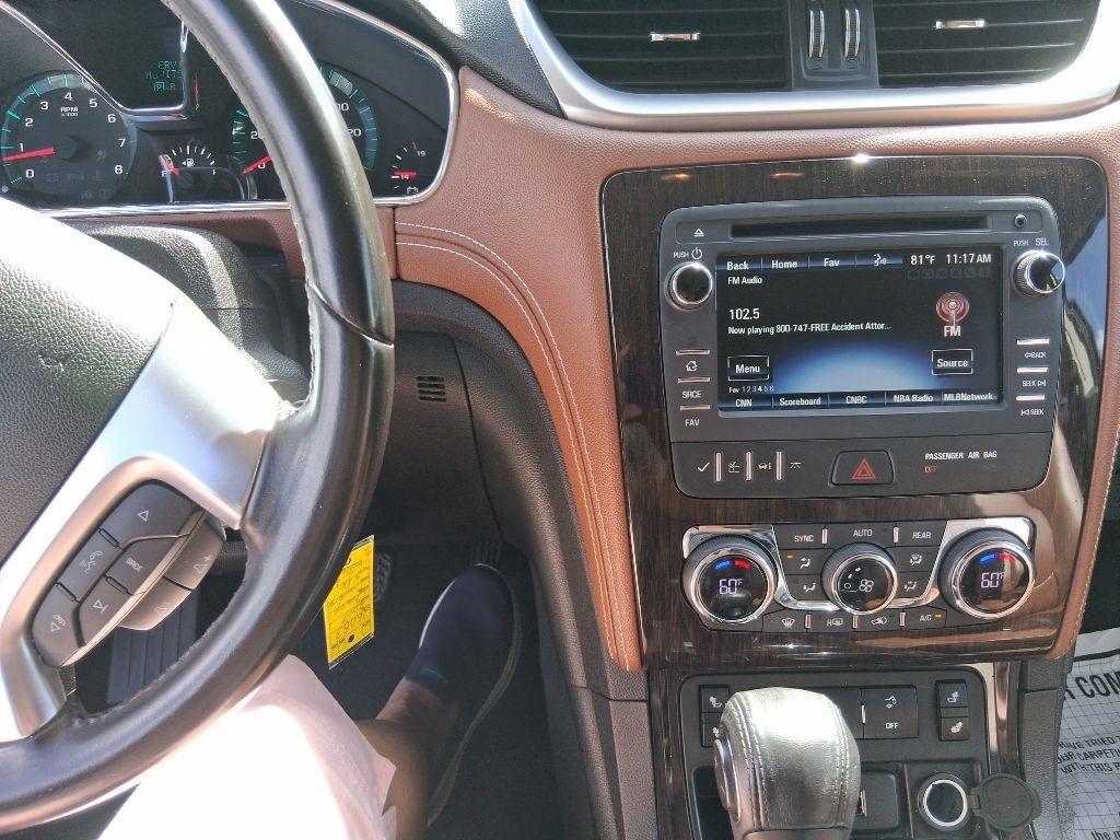 Chevrolet Traverse FWD 4dr LT w/2LT 2017