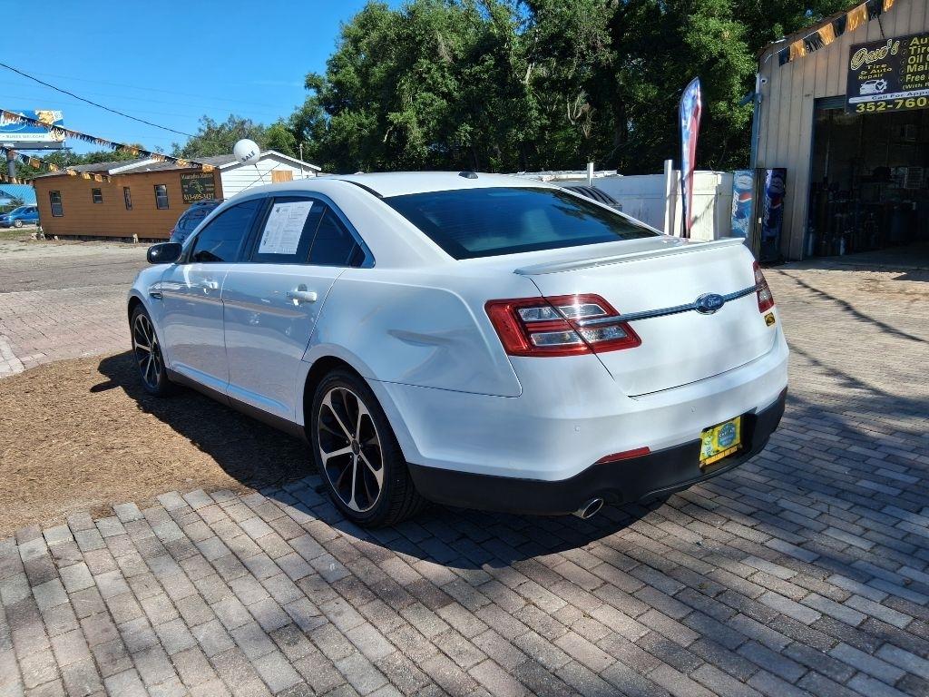 Ford Taurus 4dr Sdn SEL FWD 2016