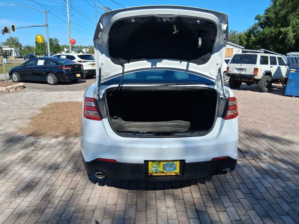 Ford Taurus 4dr Sdn SEL FWD 2016