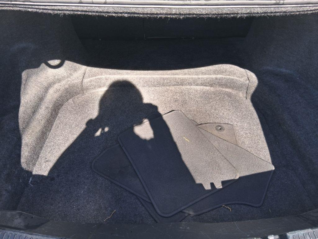 Ford Taurus 4dr Sdn SEL FWD 2016