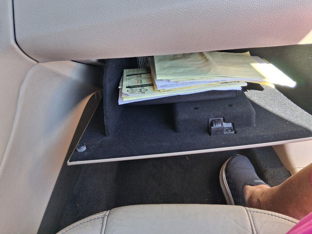 Ford Taurus 4dr Sdn SEL FWD 2016