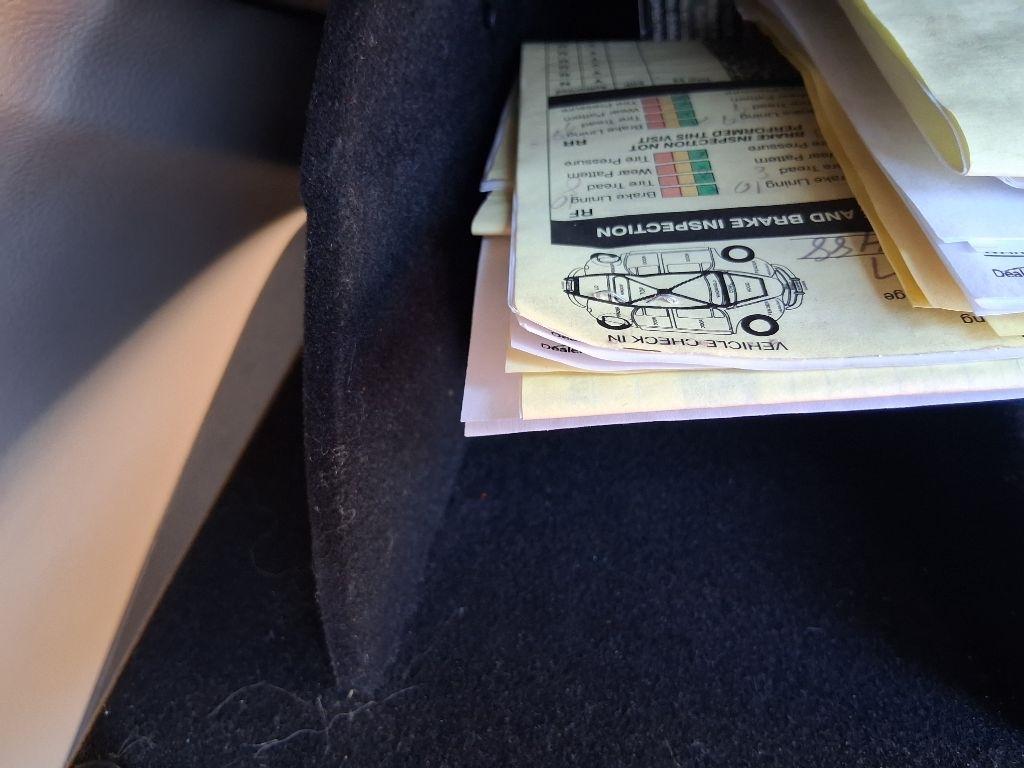 Ford Taurus 4dr Sdn SEL FWD 2016