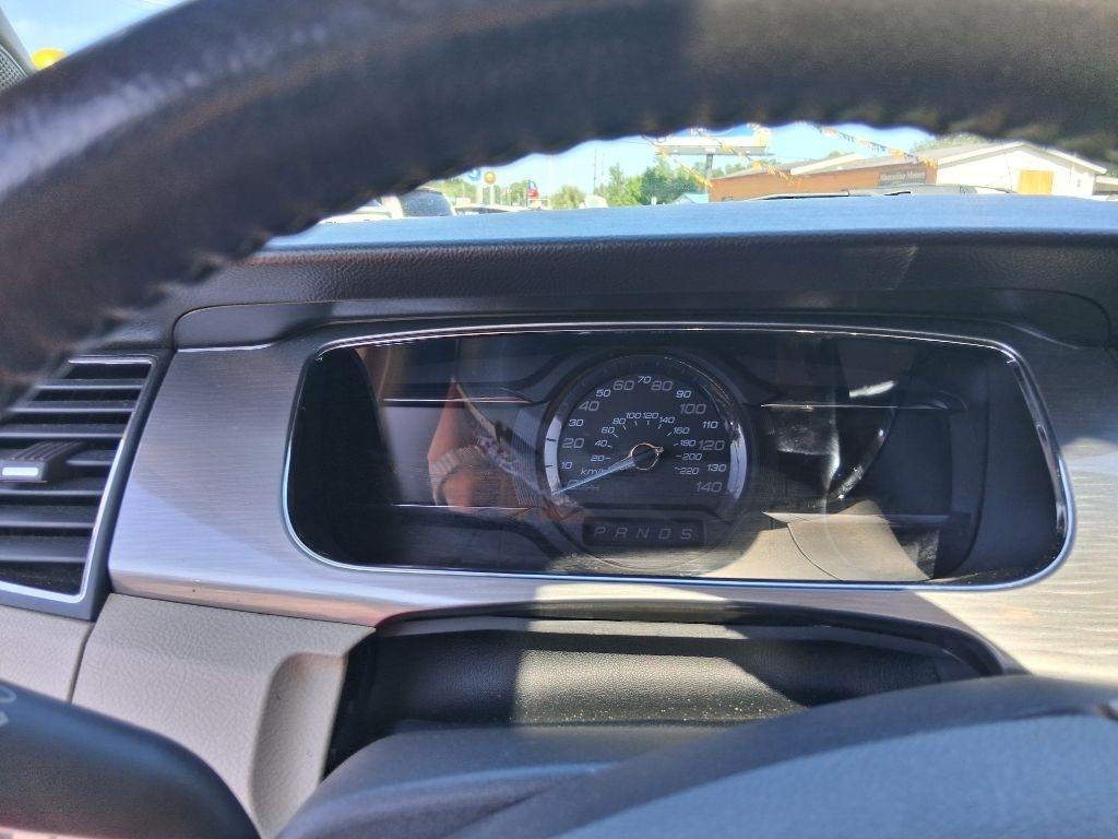 Ford Taurus 4dr Sdn SEL FWD 2016