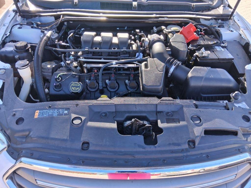 Ford Taurus 4dr Sdn SEL FWD 2016