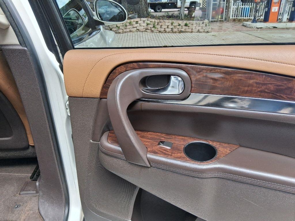 Buick Enclave FWD 4dr Premium 2013