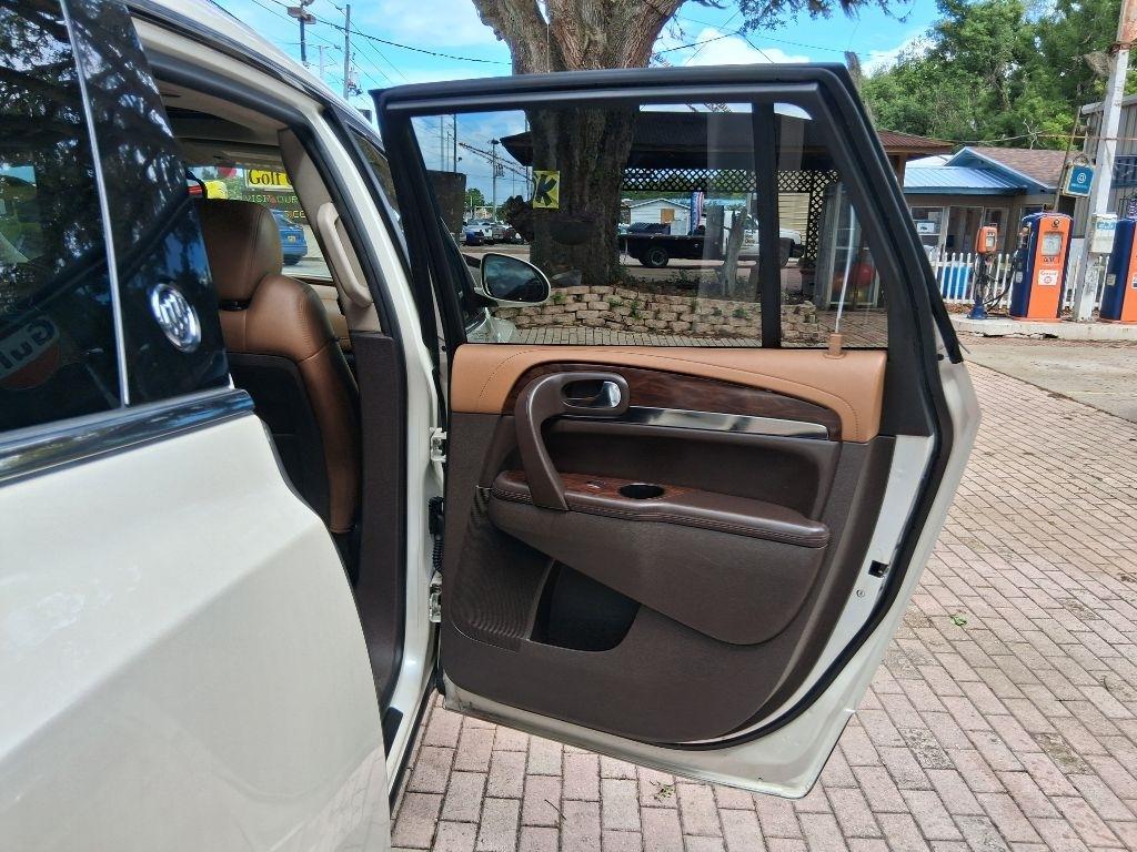 Buick Enclave FWD 4dr Premium 2013