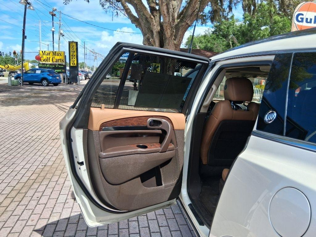 Buick Enclave FWD 4dr Premium 2013