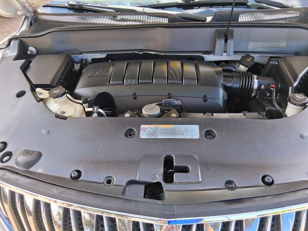 Buick Enclave FWD 4dr Premium 2013