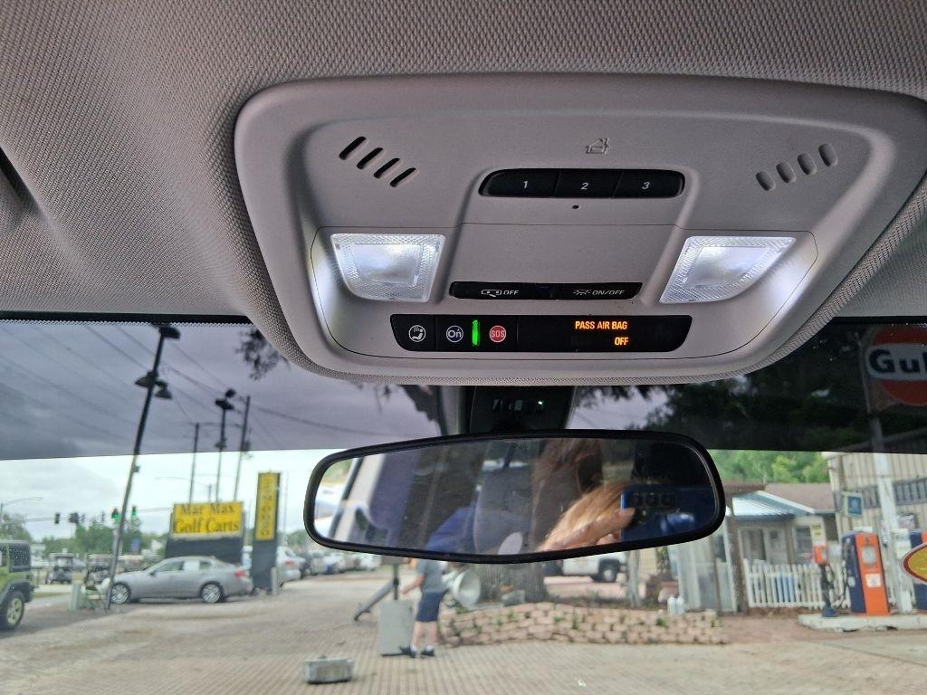 Chevrolet Traverse FWD 4dr LT Cloth w/1LT 2019