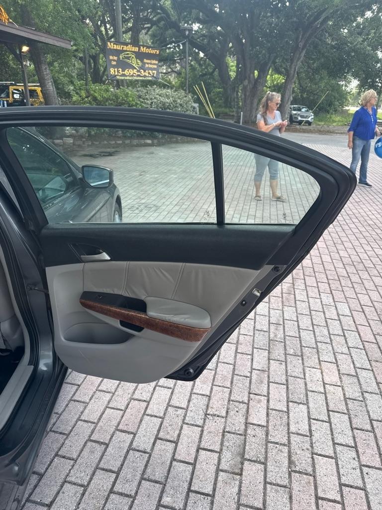 Honda Accord Sdn 4dr I4 Auto EX-L 2011