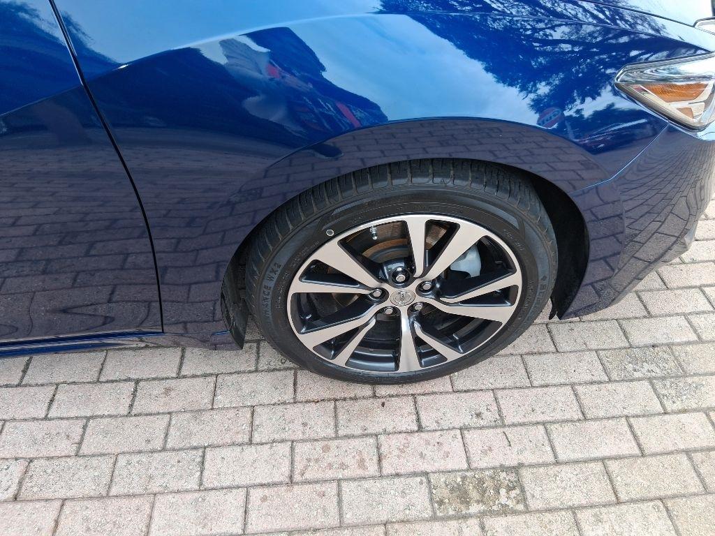 Nissan Maxima SV 3.5L *Ltd Avail* 2017