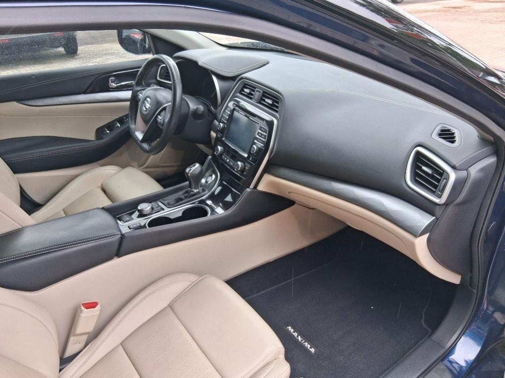 Nissan Maxima SV 3.5L *Ltd Avail* 2017