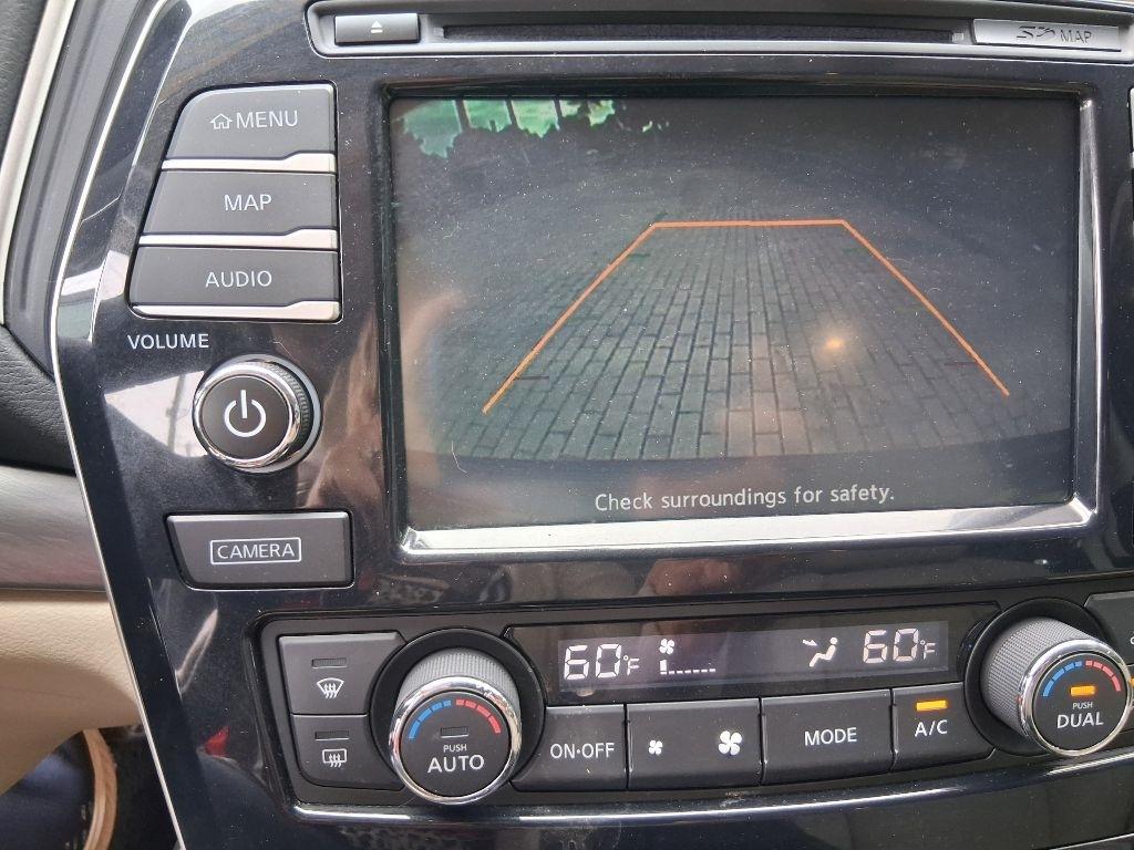 Nissan Maxima SV 3.5L *Ltd Avail* 2017