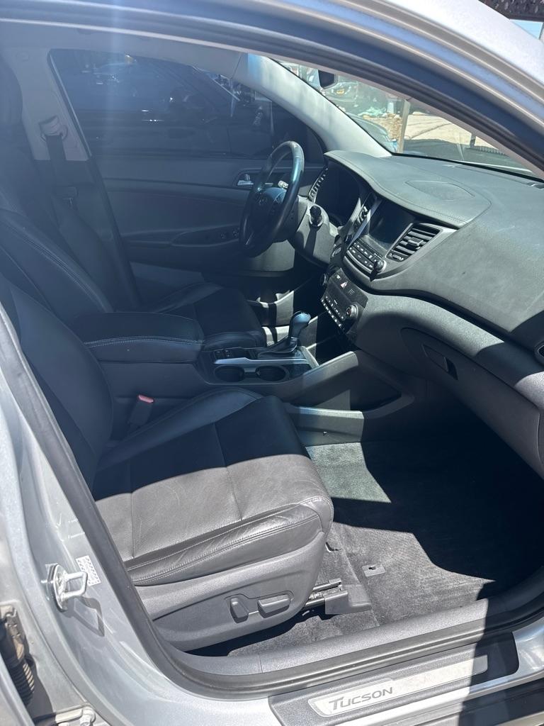 Hyundai Tucson FWD 4dr Limited 2016