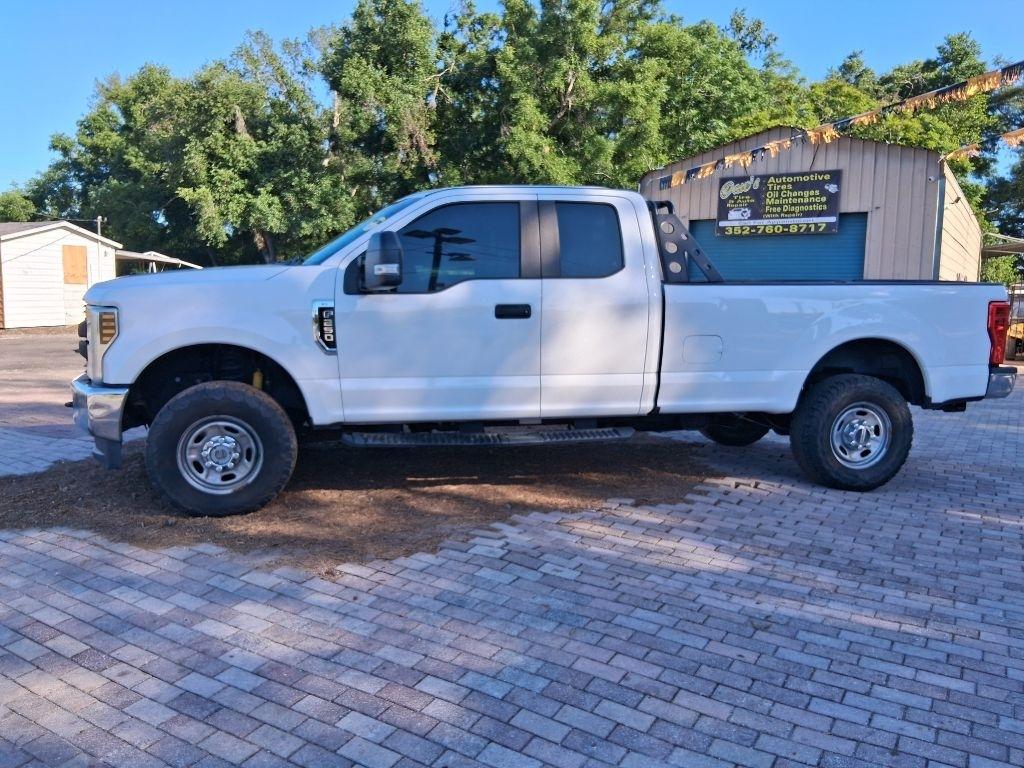 Ford Super Duty F-250 SRW Lariat 4WD SuperCab 8' Box 2018