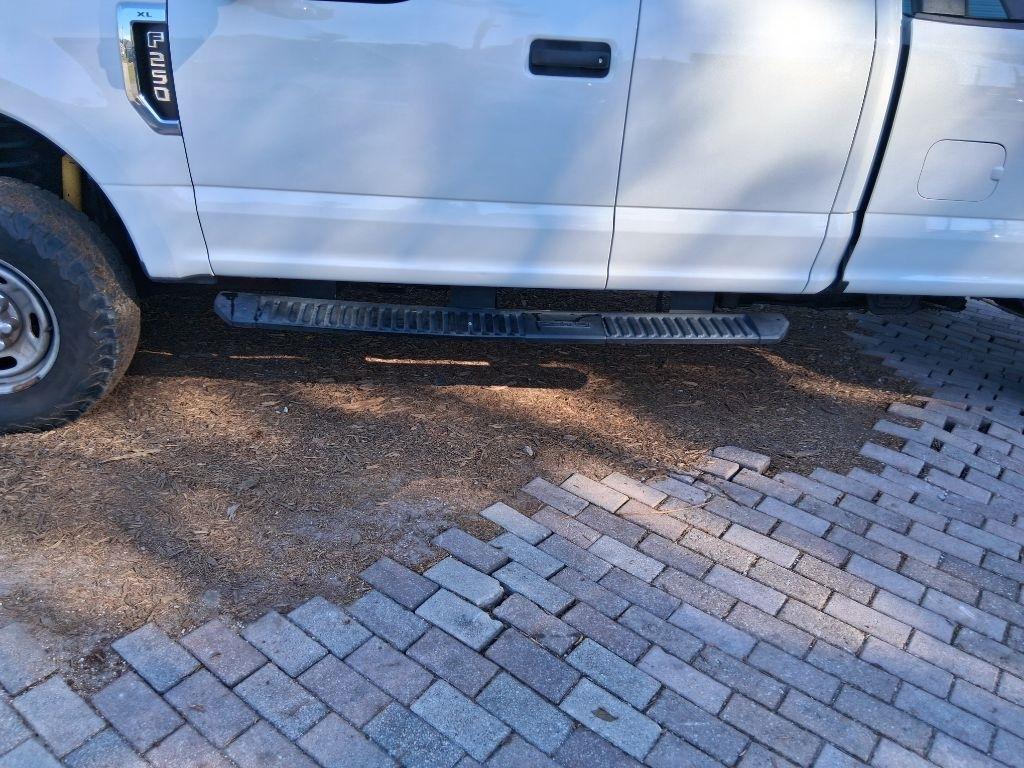 Ford Super Duty F-250 SRW Lariat 4WD SuperCab 8' Box 2018