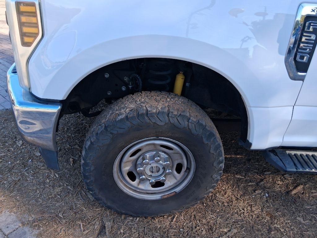 Ford Super Duty F-250 SRW Lariat 4WD SuperCab 8' Box 2018