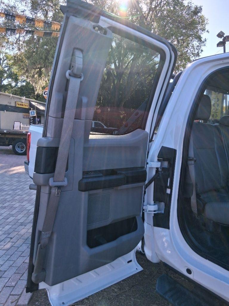 Ford Super Duty F-250 SRW Lariat 4WD SuperCab 8' Box 2018