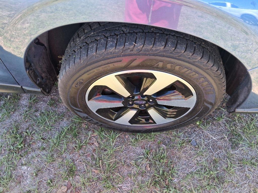 Subaru Forester 2.5i Limited CVT 2017