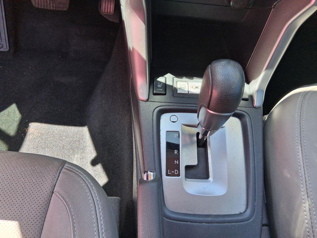 Subaru Forester 2.5i Limited CVT 2017