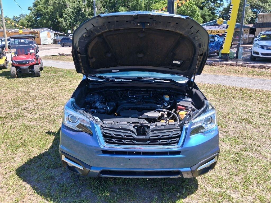 Subaru Forester 2.5i Limited CVT 2017