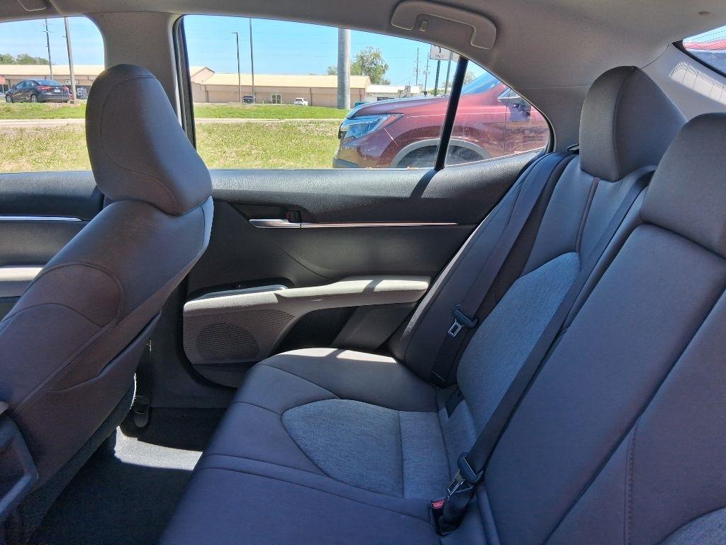 Toyota Camry XLE Auto (Natl) 2018