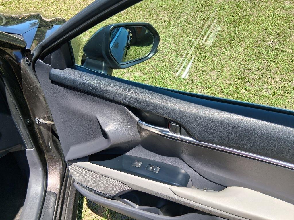 Toyota Camry XLE Auto (Natl) 2018