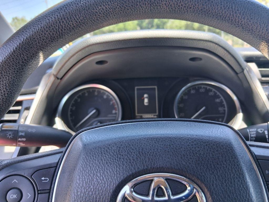 Toyota Camry XLE Auto (Natl) 2018